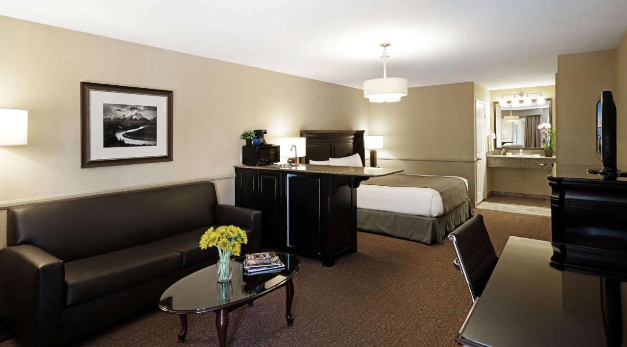 Best Western Corona Hotel & Suites Esterno foto