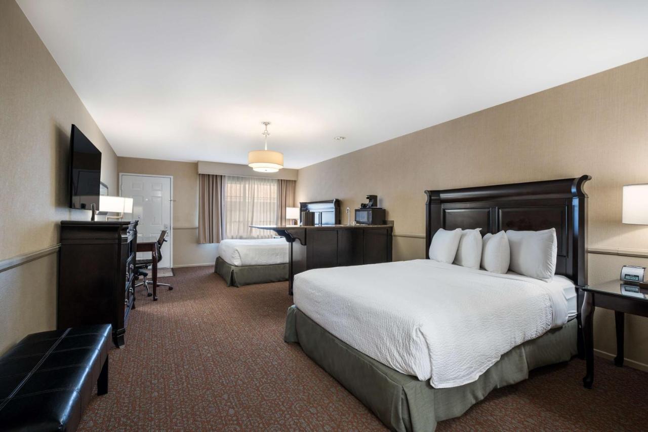 Best Western Corona Hotel & Suites Esterno foto