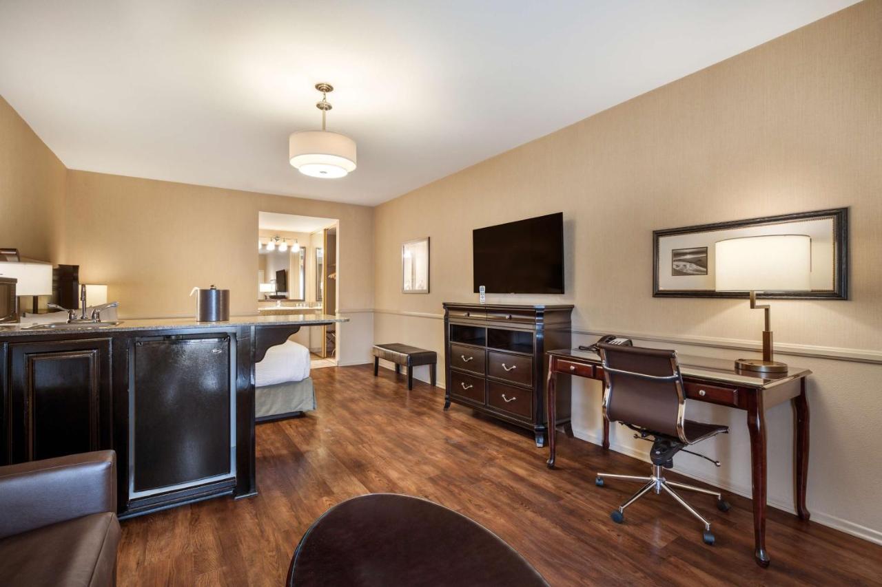 Best Western Corona Hotel & Suites Esterno foto