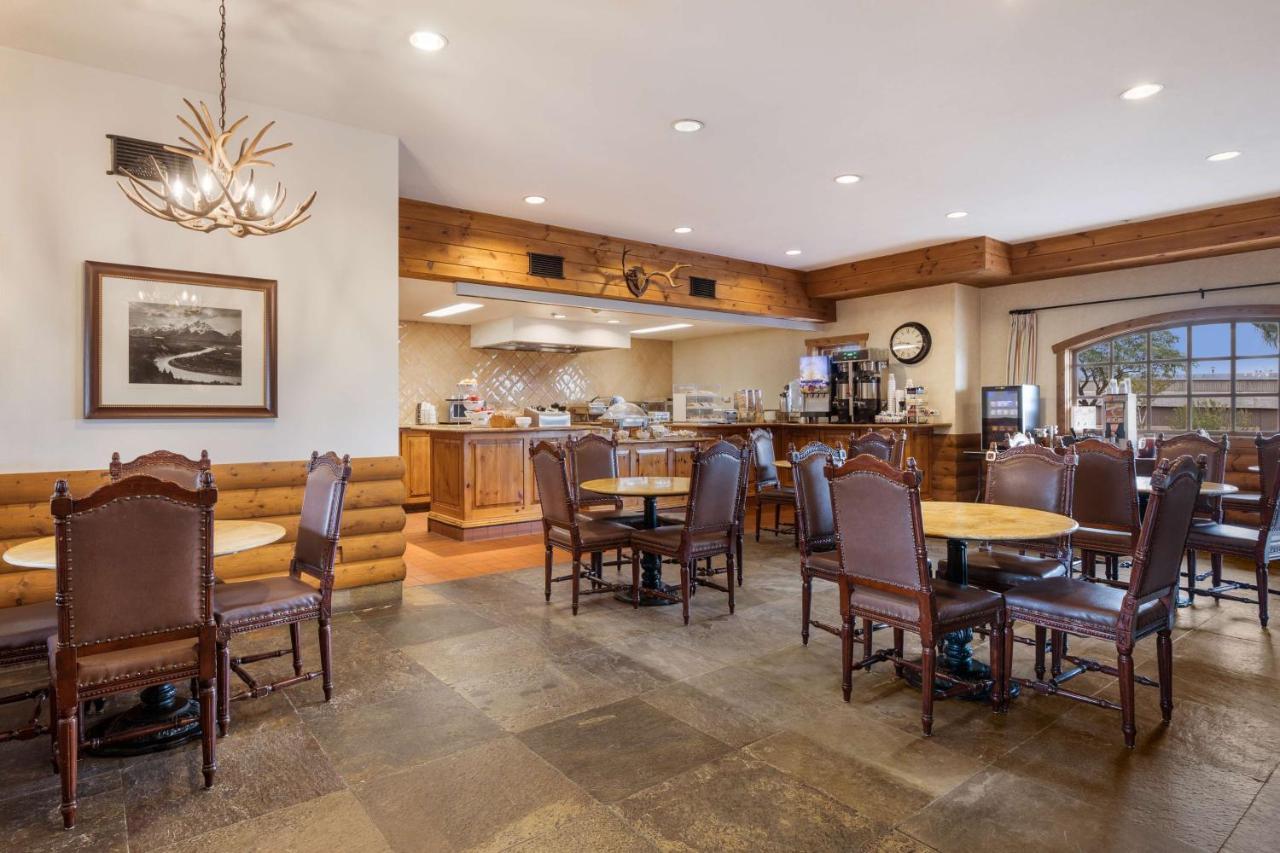 Best Western Corona Hotel & Suites Esterno foto