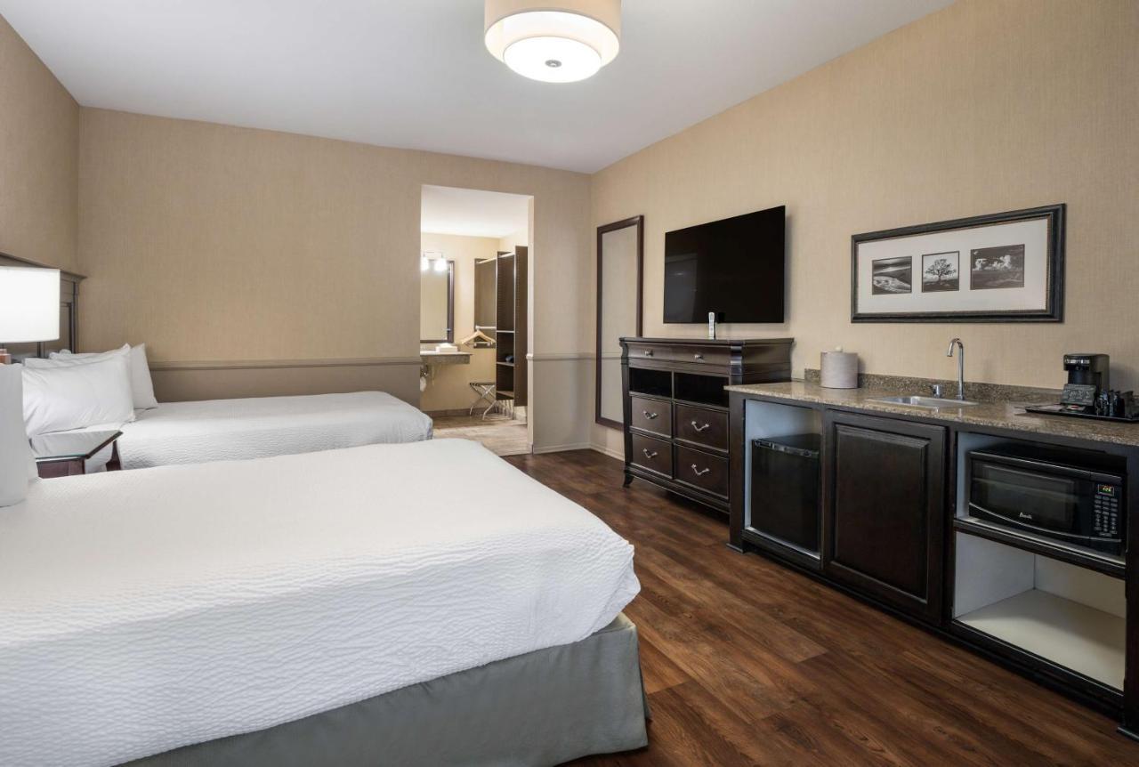 Best Western Corona Hotel & Suites Esterno foto