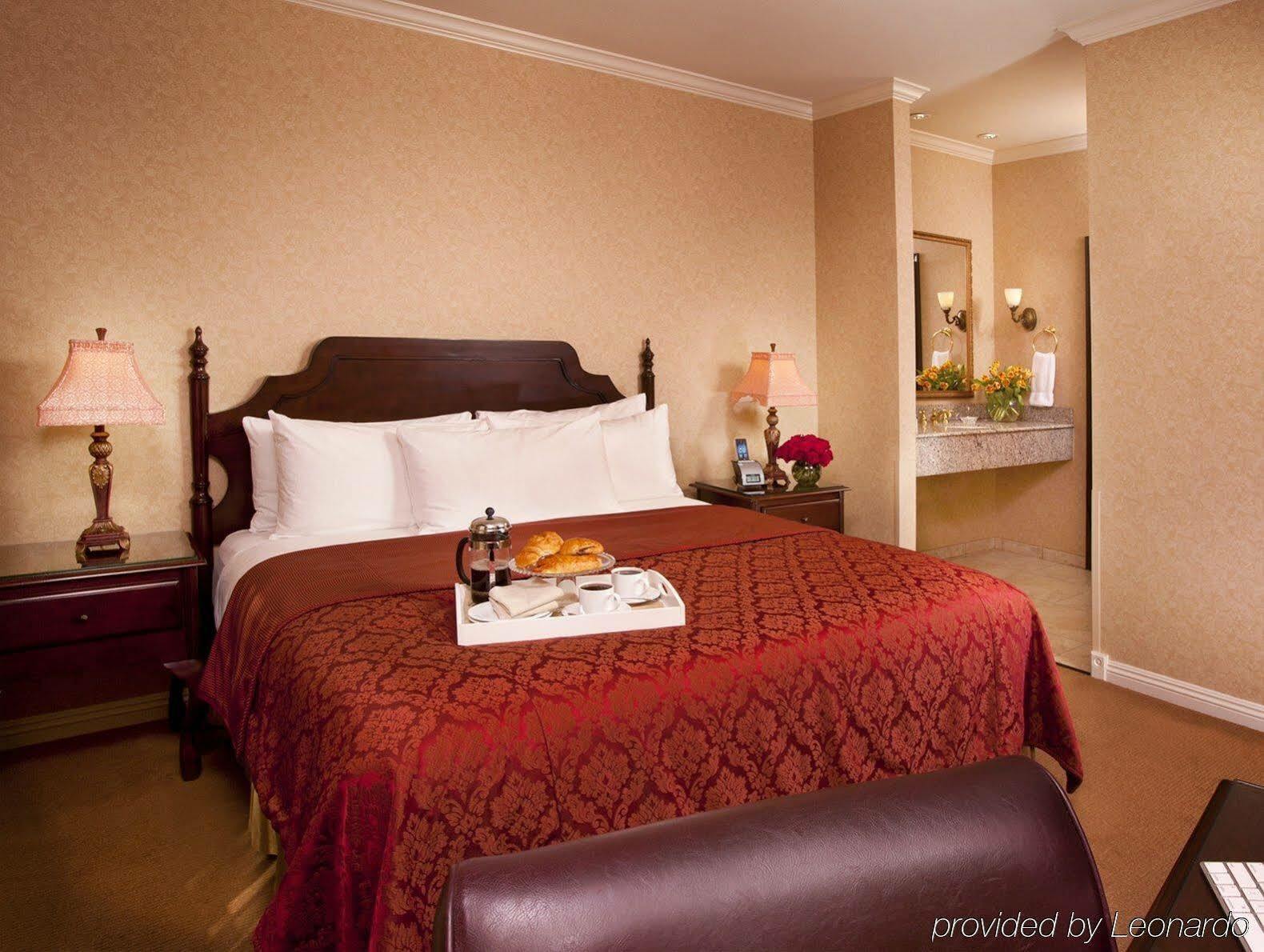 Best Western Corona Hotel & Suites Esterno foto